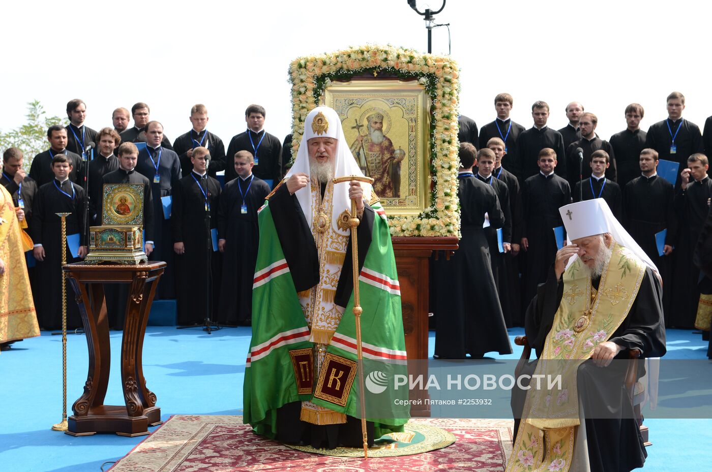 Празднование 1025-летия крещения Киевской Руси