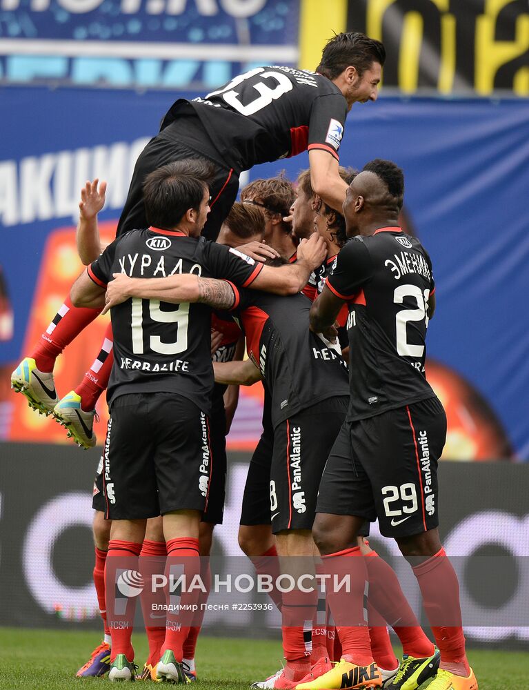 Футбол. РФПЛ. Матч "Динамо" - "Спартак"