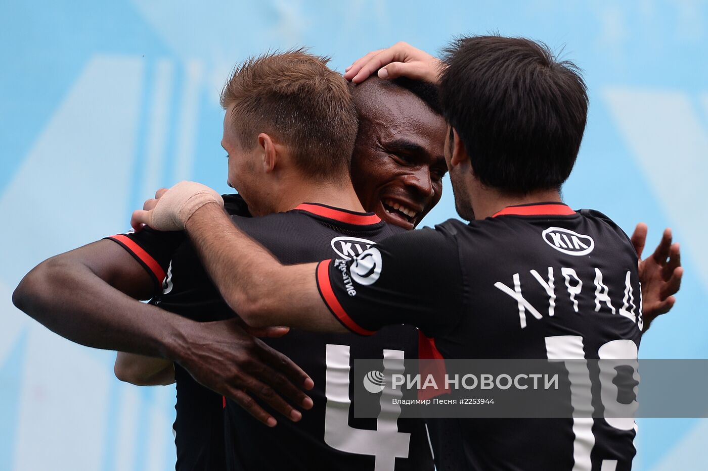 Футбол. РФПЛ. Матч "Динамо" - "Спартак"