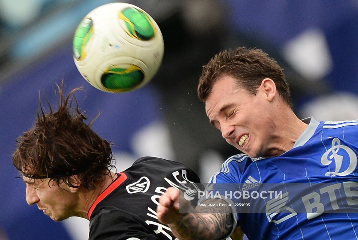 Футбол. РФПЛ. Матч "Динамо" - "Спартак"