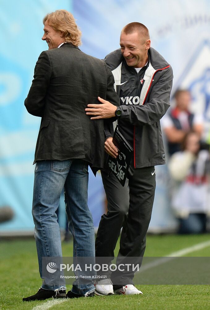 Футбол. РФПЛ. Матч "Динамо" - "Спартак"