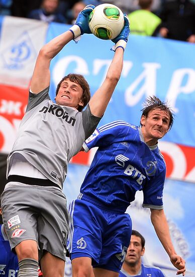 Футбол. РФПЛ. Матч "Динамо" - "Спартак"