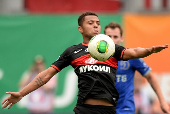 Рафаэль Кариока и Люк Уилкшир