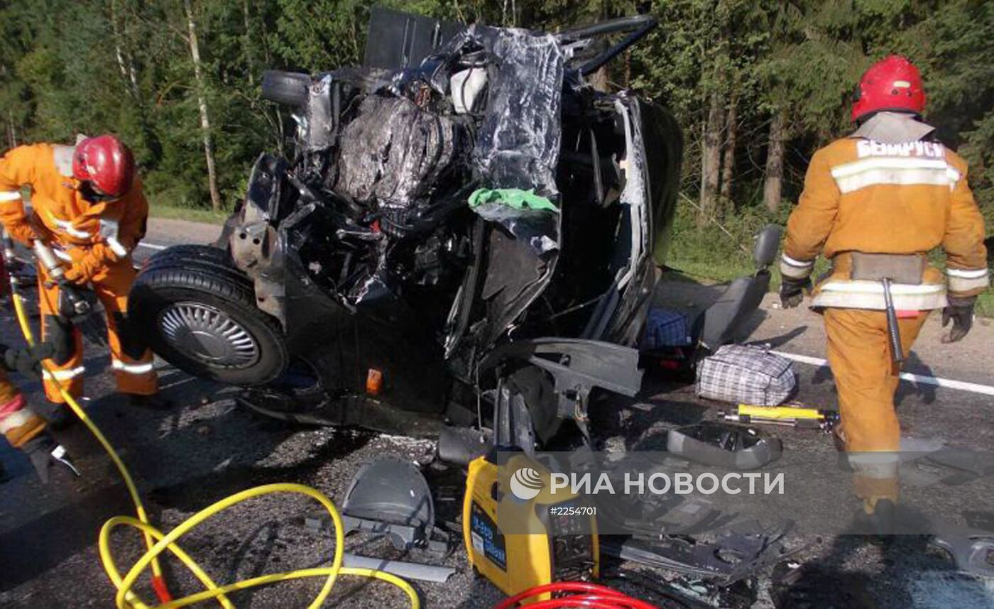 Машина с российскими номерами попала в ДТП в Белоруссии
