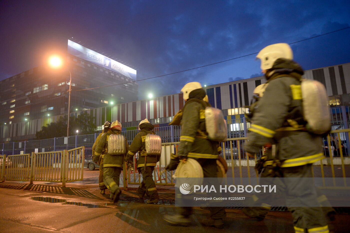 Пожар в телецентре "Останкино" в Москве