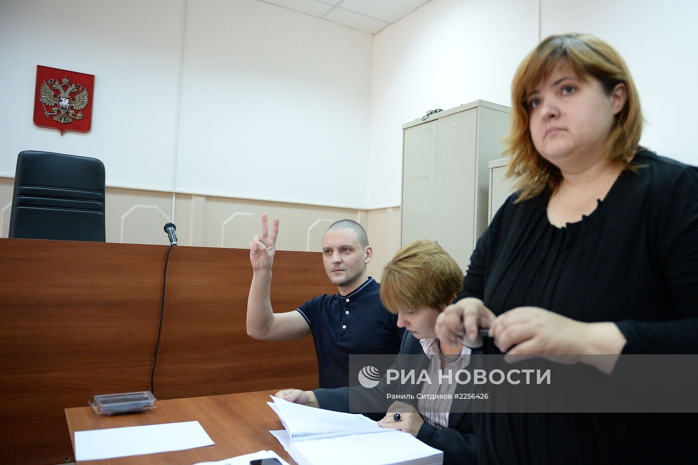 Рассмотрение вопроса о продлении домашнего ареста С. Удальцову