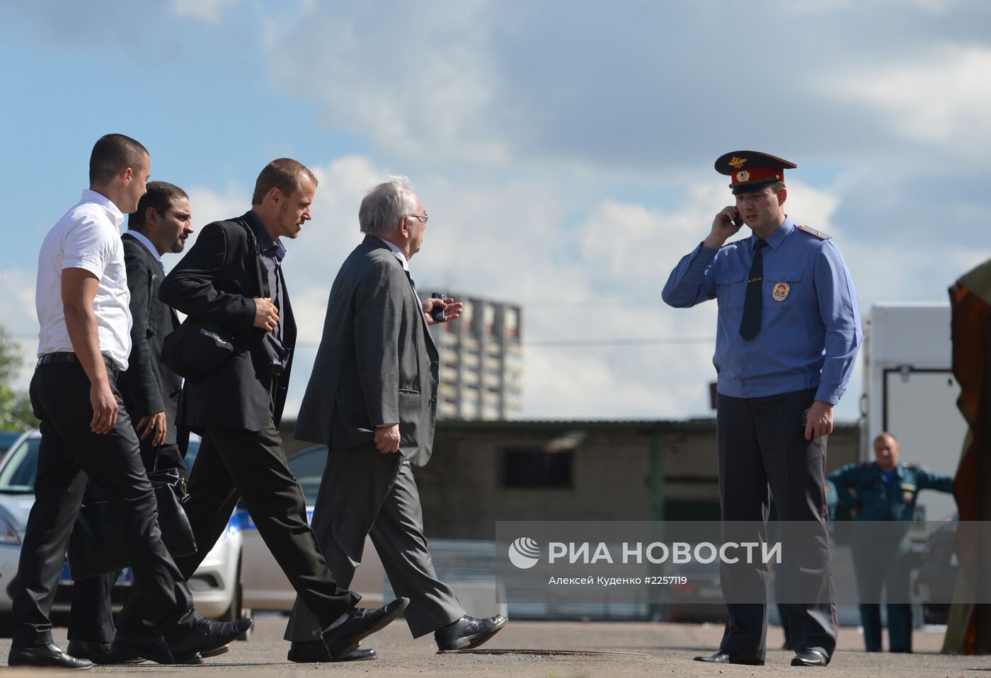 Палаточный лагерь для мигрантов в Москве