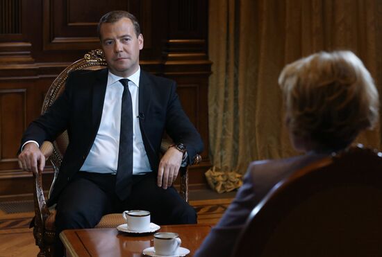 Интервью Д. Медведева телеканалу Russia Today