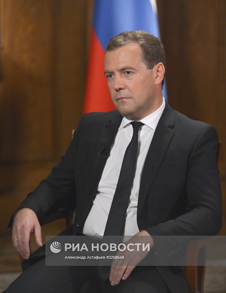 Д.Медведев дал интервью телекомпании "Рустави 2"