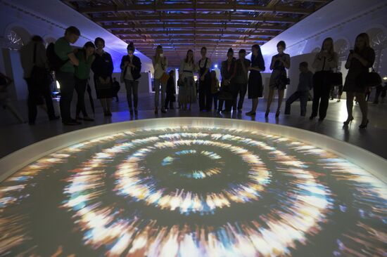 Открытие выставки Lexus Hybrid Art в ЦВЗ "Манеж"