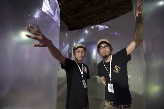 Открытие выставки Lexus Hybrid Art в ЦВЗ "Манеж"