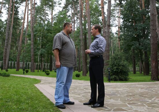 Интервью Д.Медведева для фильма А.Сладкова "Пылающий август"