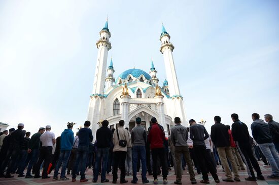 Празднование Ураза-байрама в Казани