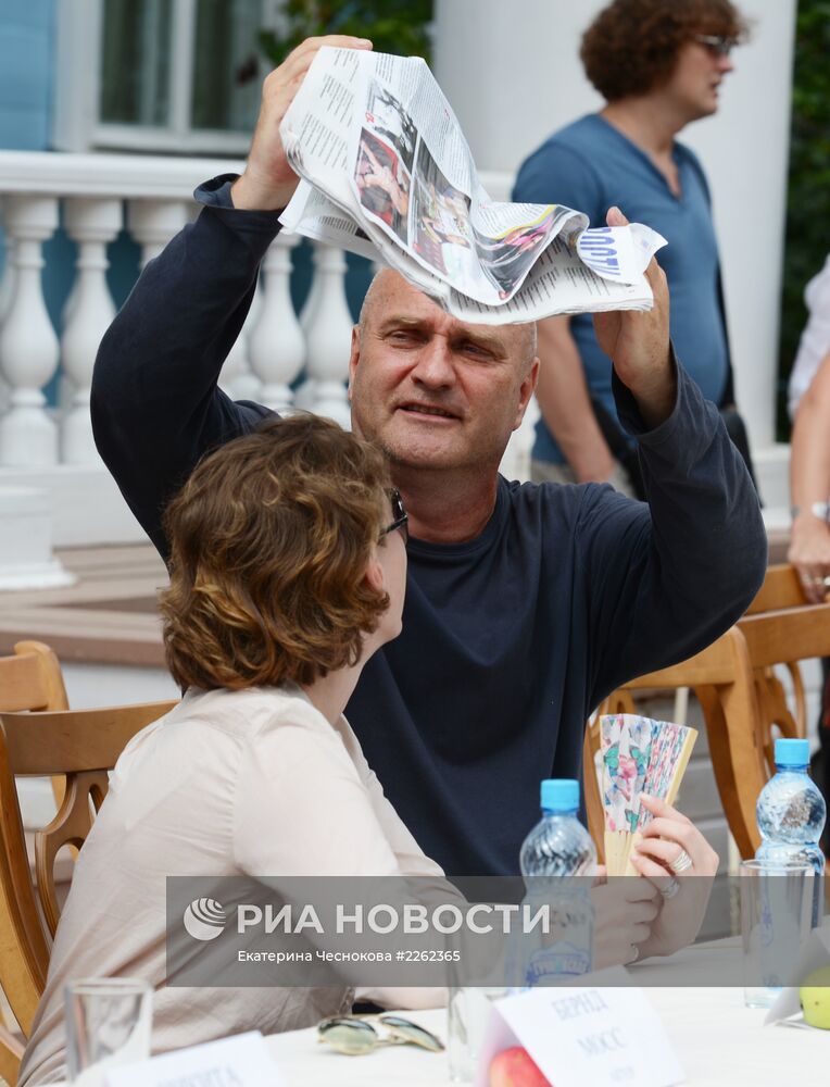 Пресс-конференция фильма Веры Глаголевой "Две женщины"