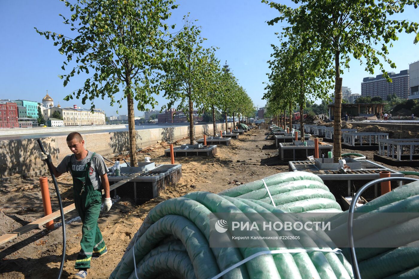 Реконструкция Крымской набережной в Москве