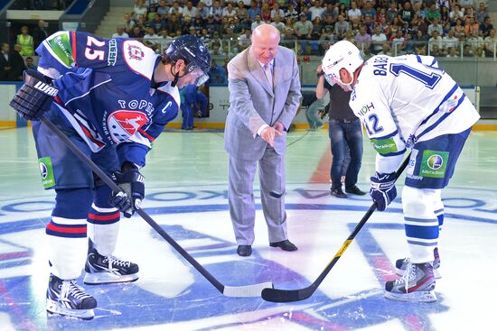 Хоккей. Кубок губернатора Нижегородской области 2013