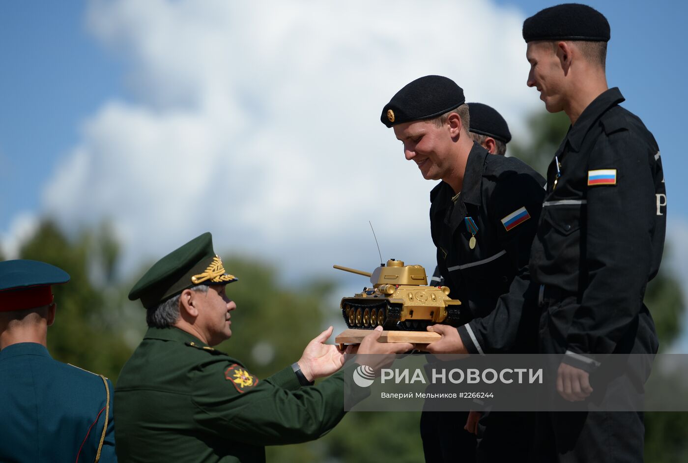 Всеармейское международное соревнование "Танковый биатлон"