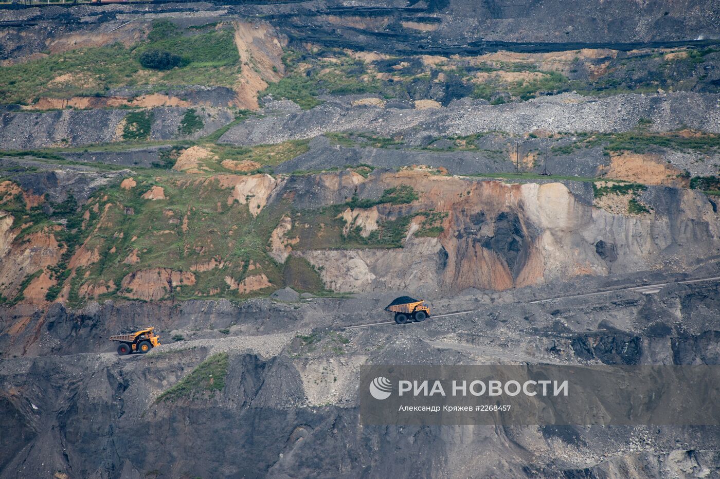 Добыча угля на Бачатском угольном разрезе