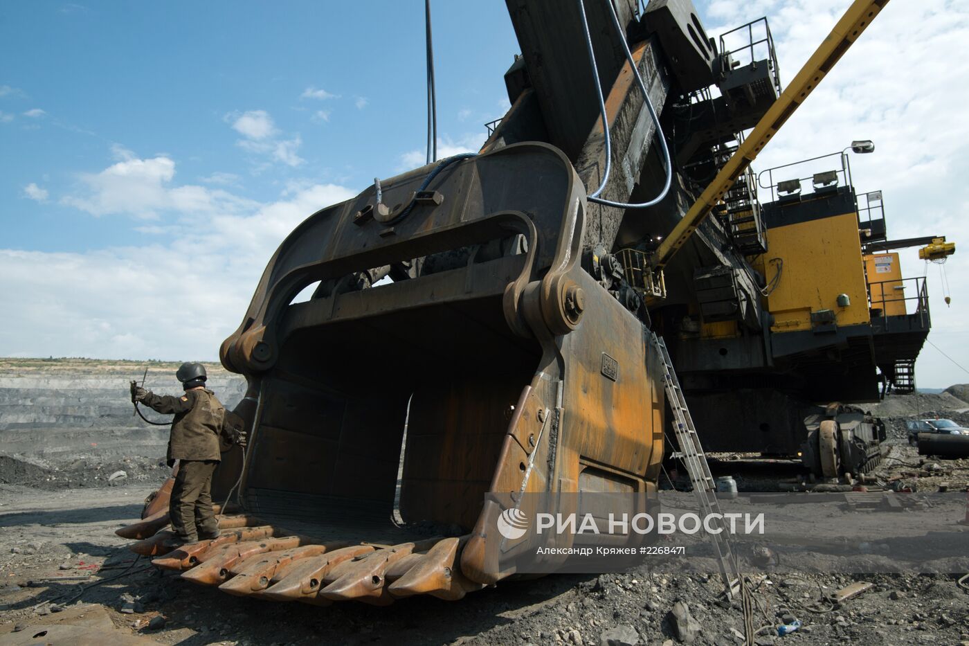 Добыча угля на Бачатском угольном разрезе