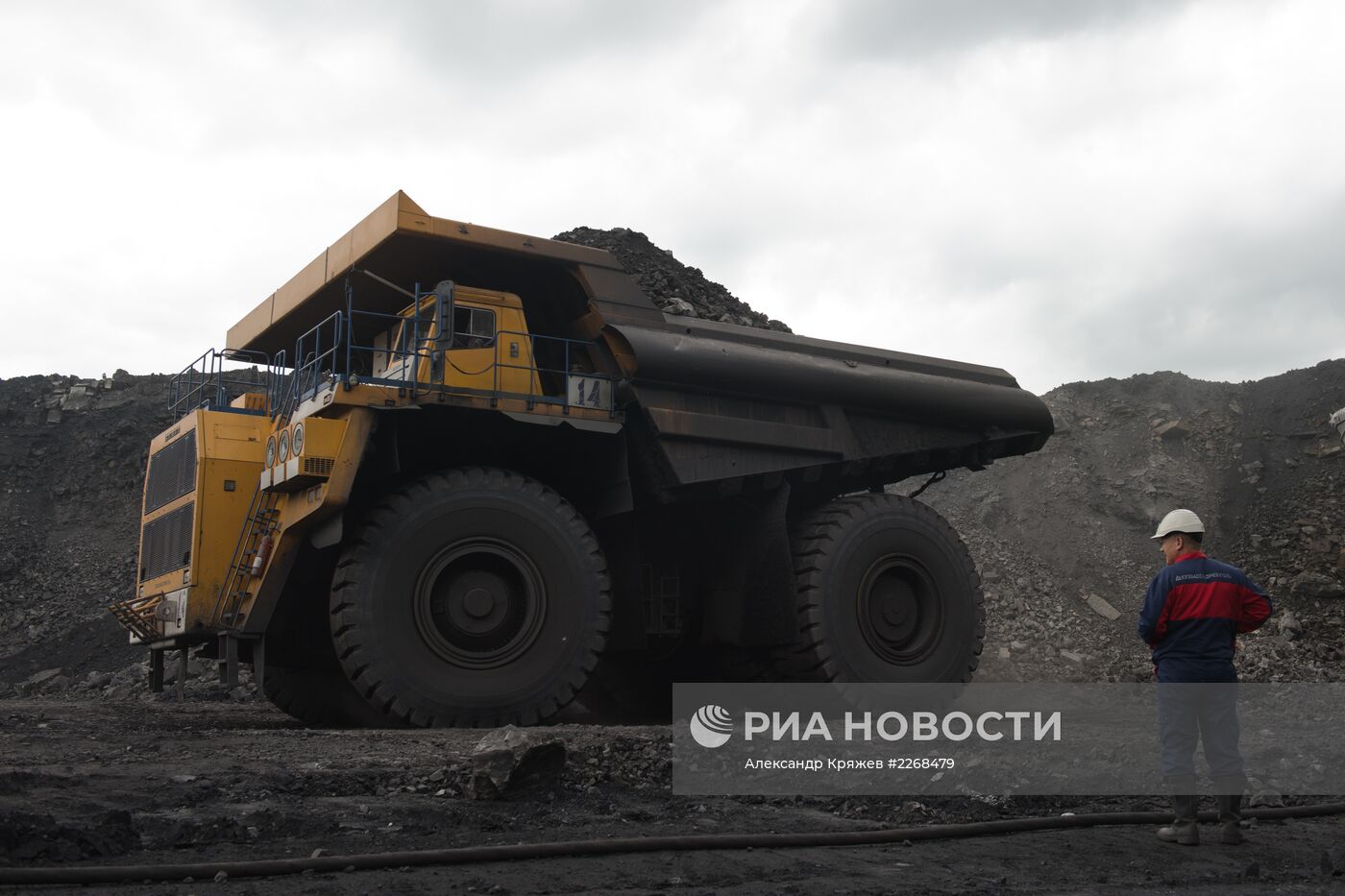 Добыча угля на Бачатском угольном разрезе