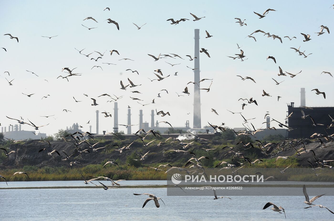 Работа Челябинского электрометаллургического комбината