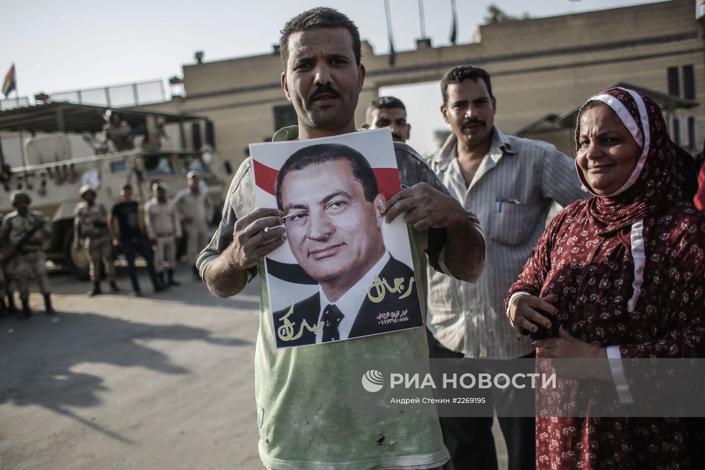 Сторонники экс-президента Египта празднуют его освобождение