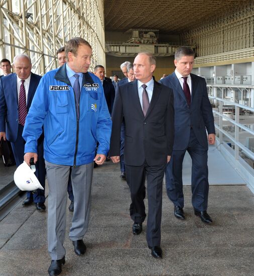 Рабочая поездка В.Путина в Хакасию
