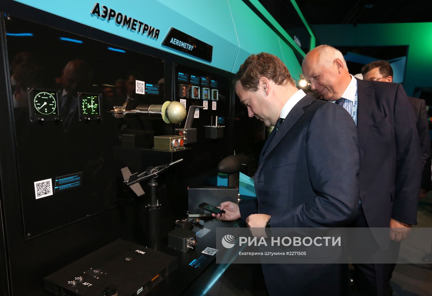 Д.Медведев на Международном авиационно-космическом салоне