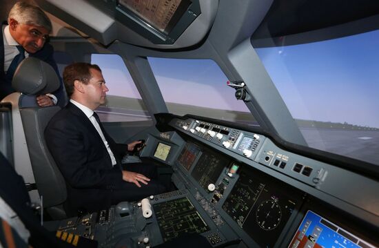 Д.Медведев на Международном авиационно-космическом салоне