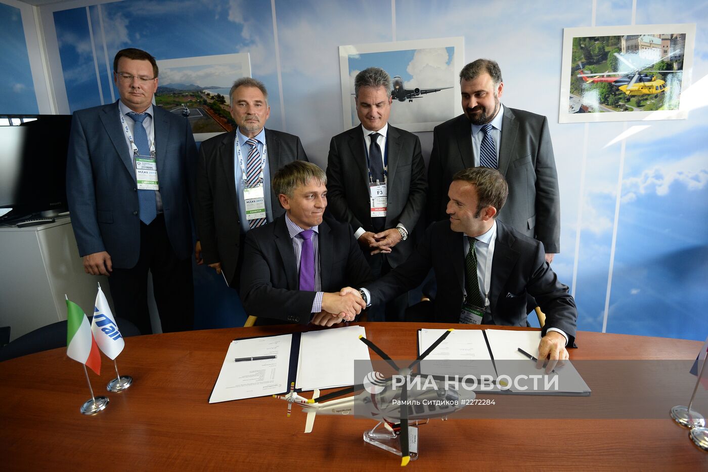 Международный авиасалон МАКС-2013. День второй