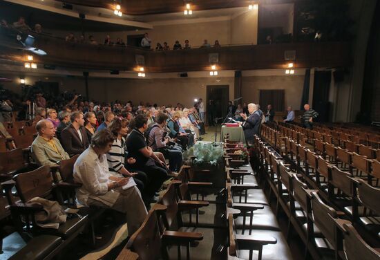 Сбор труппы МХТ им. А.П.Чехова