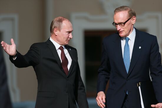 Церемония встречи В. Путиным участников саммита "Группы двадцати"