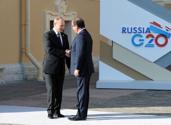 Церемония встречи В. Путиным участников саммита "Группы двадцати