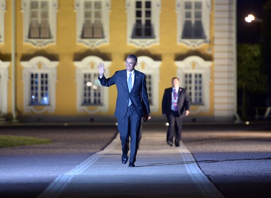 Б.Обама прибыл на ужин с лидерами G20 в Петергоф