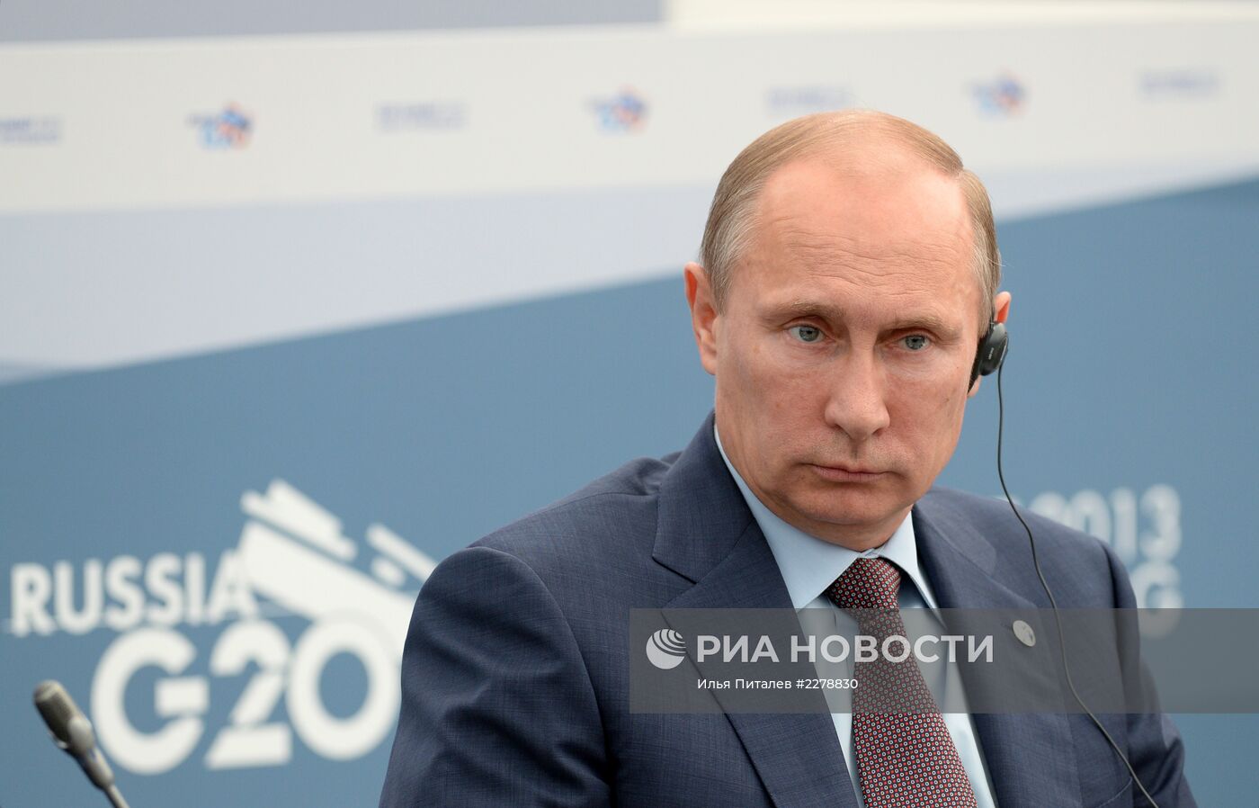 Встреча В. Путина с представителями Business 20 и Labour 20