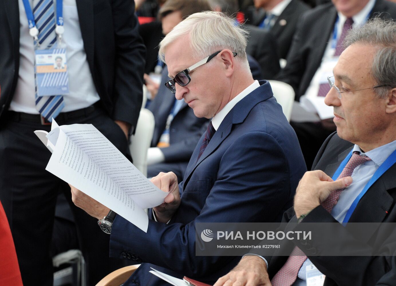 Встреча В. Путина с представителями деловых кругов и профсоюзов