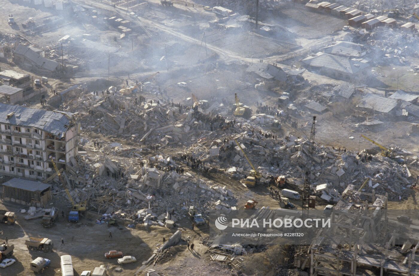 Последствия землетрясения в Армении