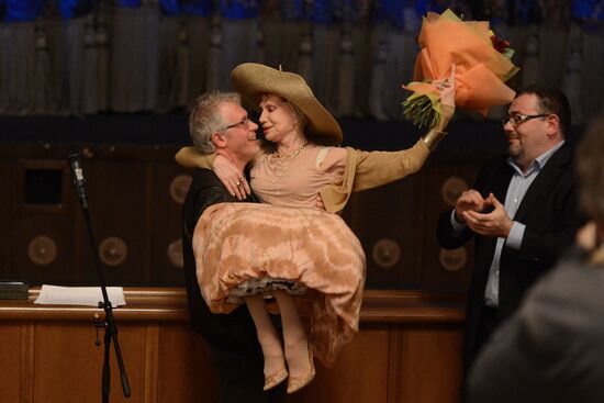 Сбор труппы театра им. Станиславского и Немировича-Данченко