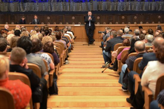 Сбор труппы театра им. Станиславского и Немировича-Данченко