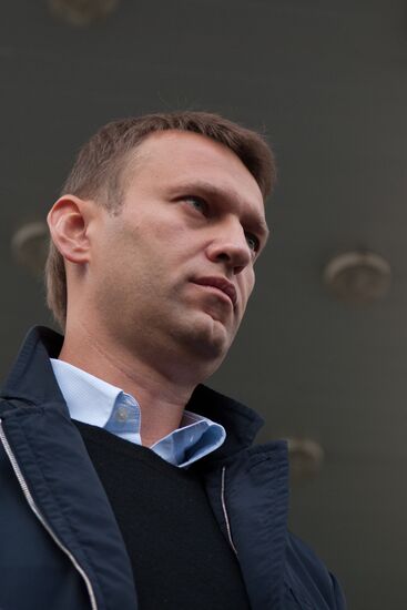 А.Навальный подал иски об отмене итогов выборов мэра Москвы