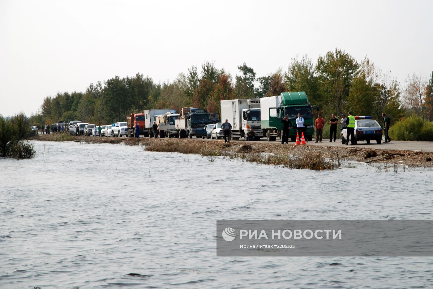 Автодорога Хабаровск-Комсомольск-на-Амуре во время паводка