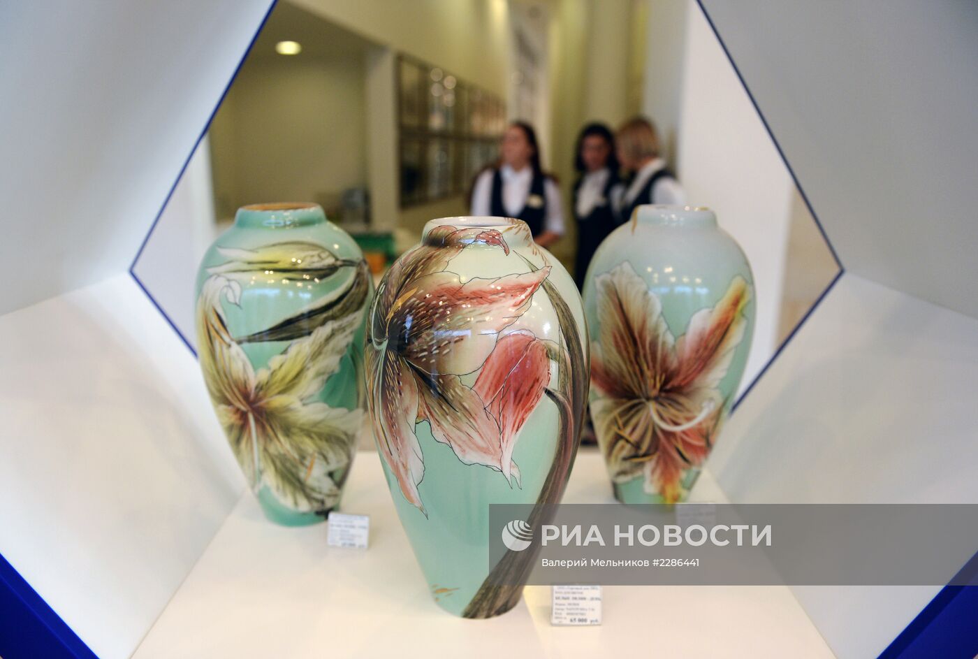 Открытие выставки-продажи "Образы России"