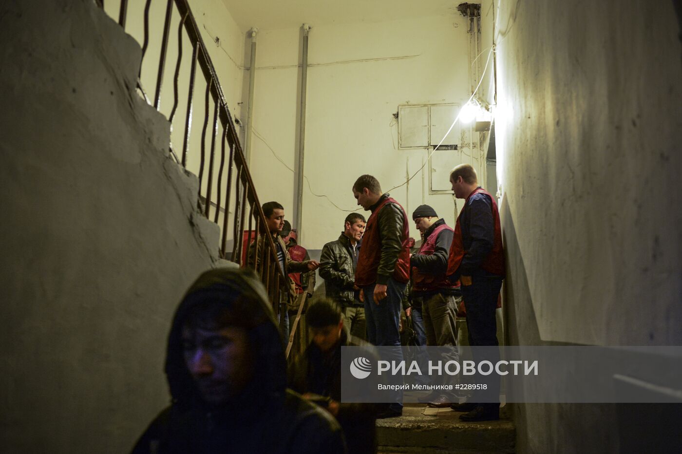 Рейд ФМС по выявлению нелегальных мигрантов в Москве