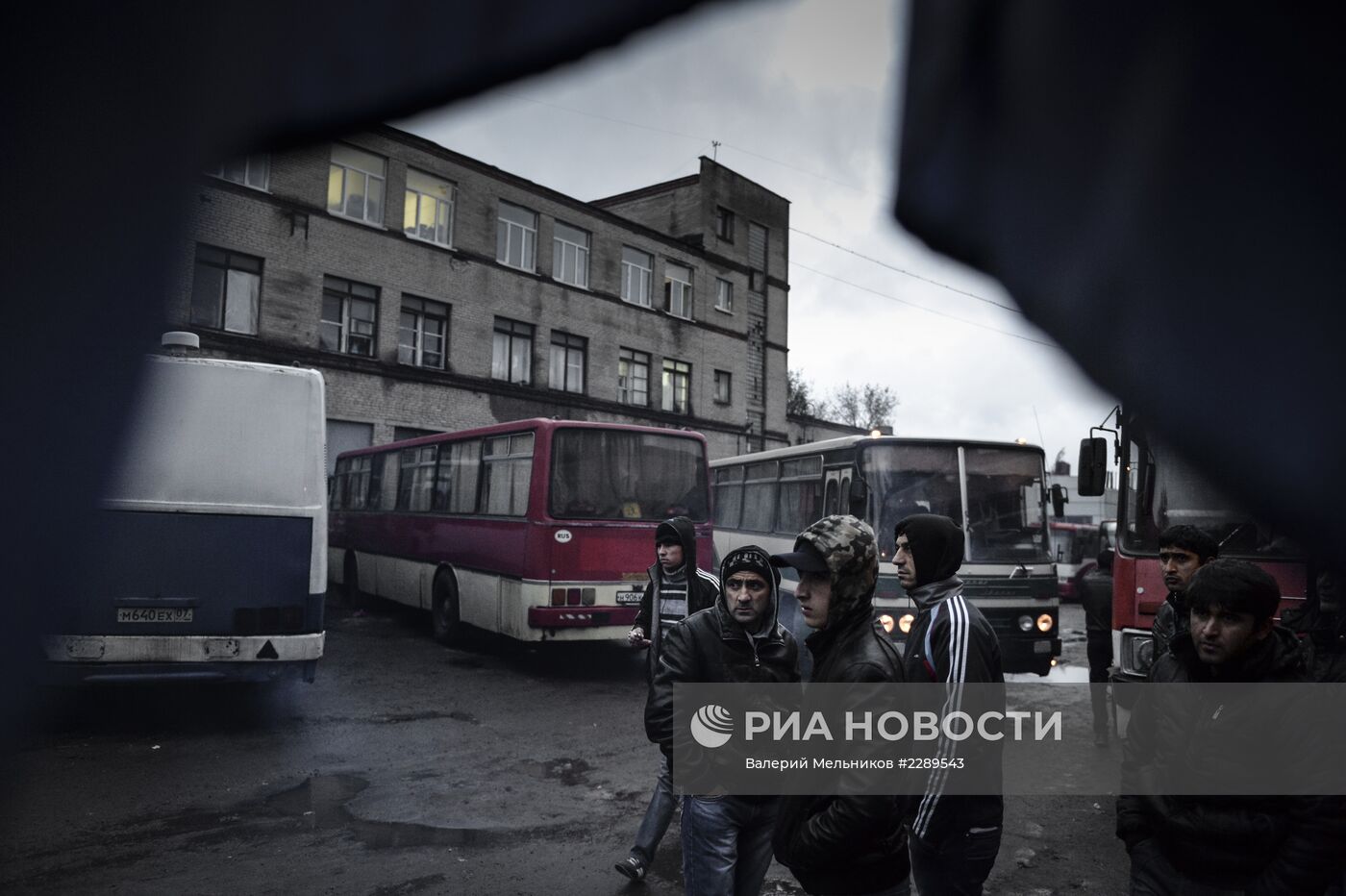 Рейд ФМС по выявлению нелегальных мигрантов в Москве