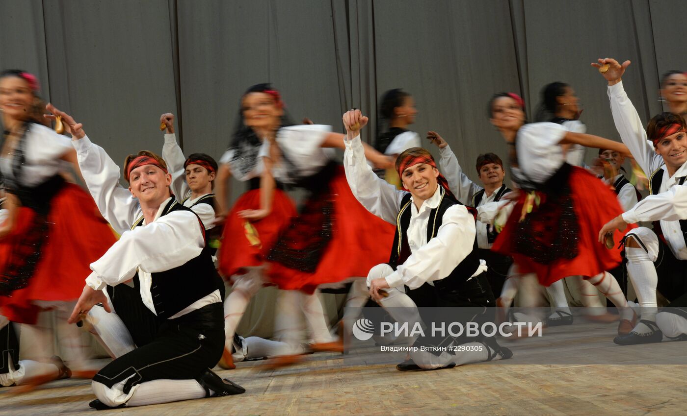 Открытие 77-го сезона ансамбля народного танца им. И. Моисеева