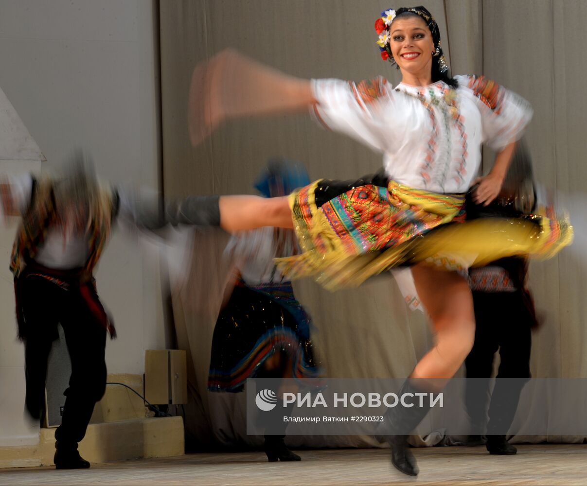 Открытие 77-го сезона ансамбля народного танца им. И. Моисеева