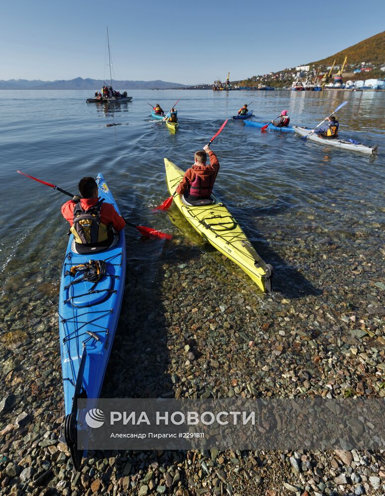 Соревнования по морскому каякингу на Камчатке