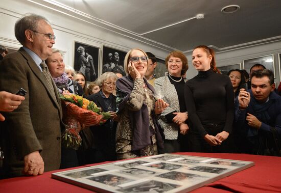Открытие выставки к юбилею Инны Чуриковой