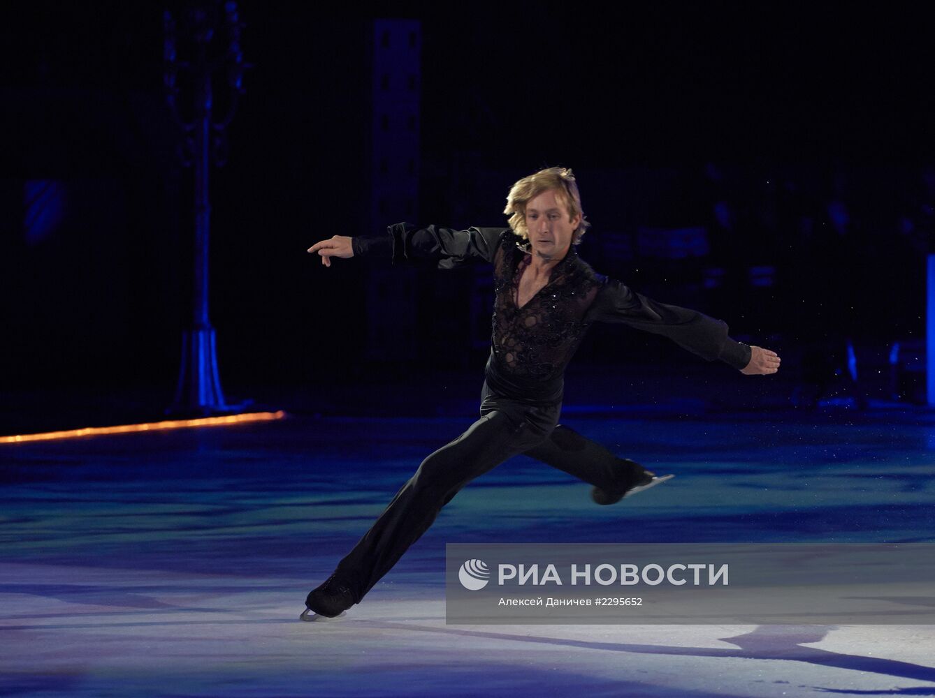 Ледовое шоу "Опера на льду" в Санкт-Петербурге