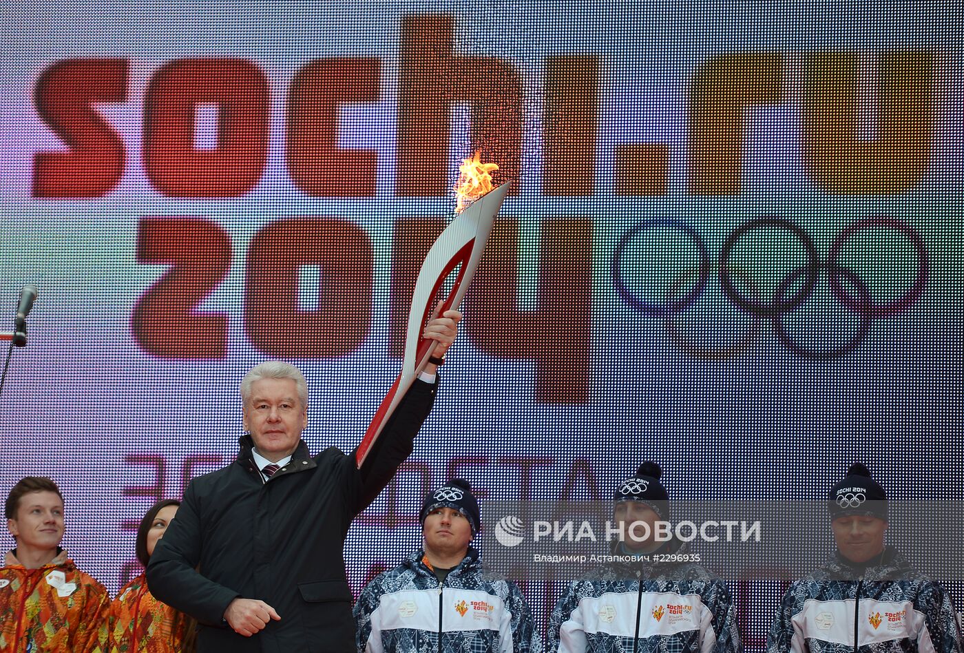 Мэр Москвы С.Собянин принял участие в эстафете олимпийского огня